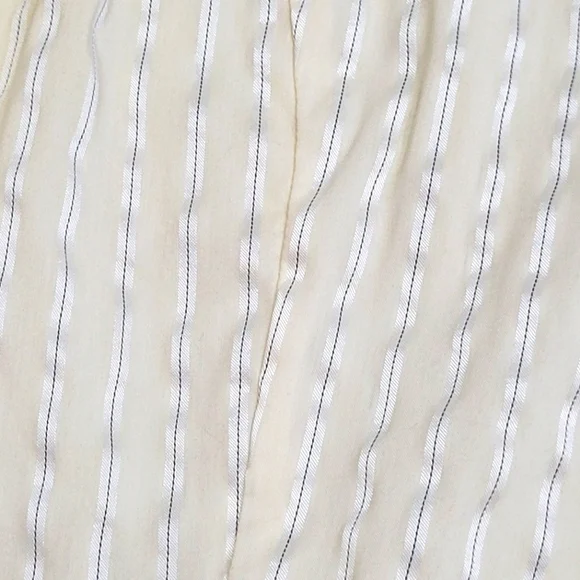 ITALIAN FABRIC Adorable Stripe Peplum Blouse with Pearl Buttons Size M - Picture 8 of 11